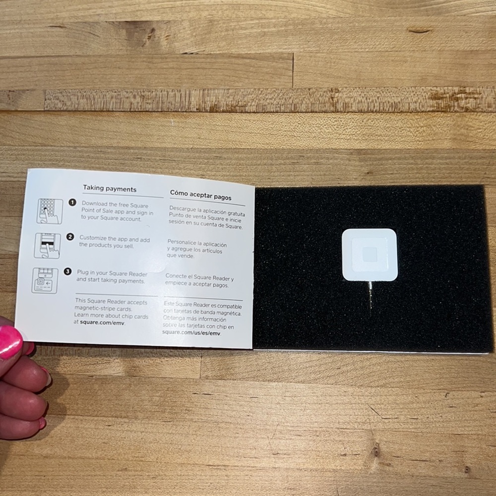 Square Reader - Picture 3 of 8